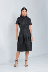 Saia Catarina Midi de Couro Bovino Preto