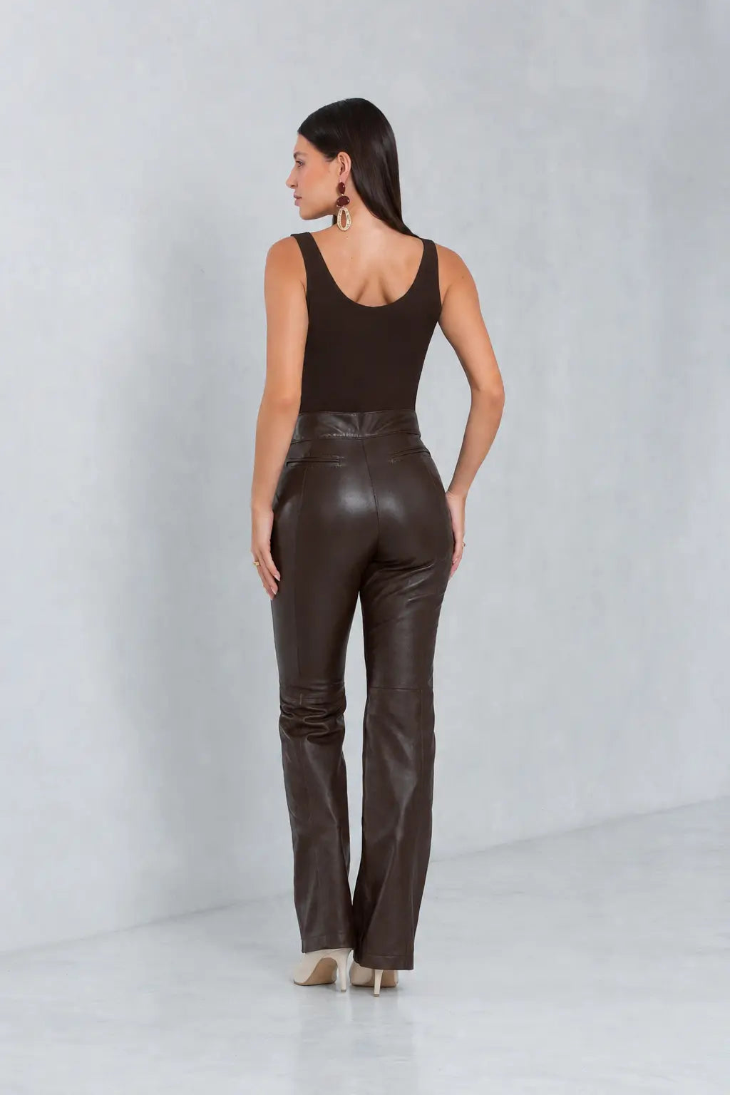 Calça Adelia Flare de Couro Pelica Brown
