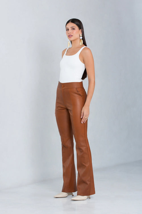 Calça Adelia Flare de Couro Pelica Whisky