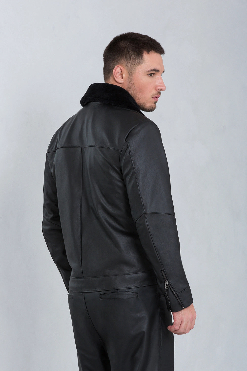 Jaqueta Aviator de Couro Bovino Preto