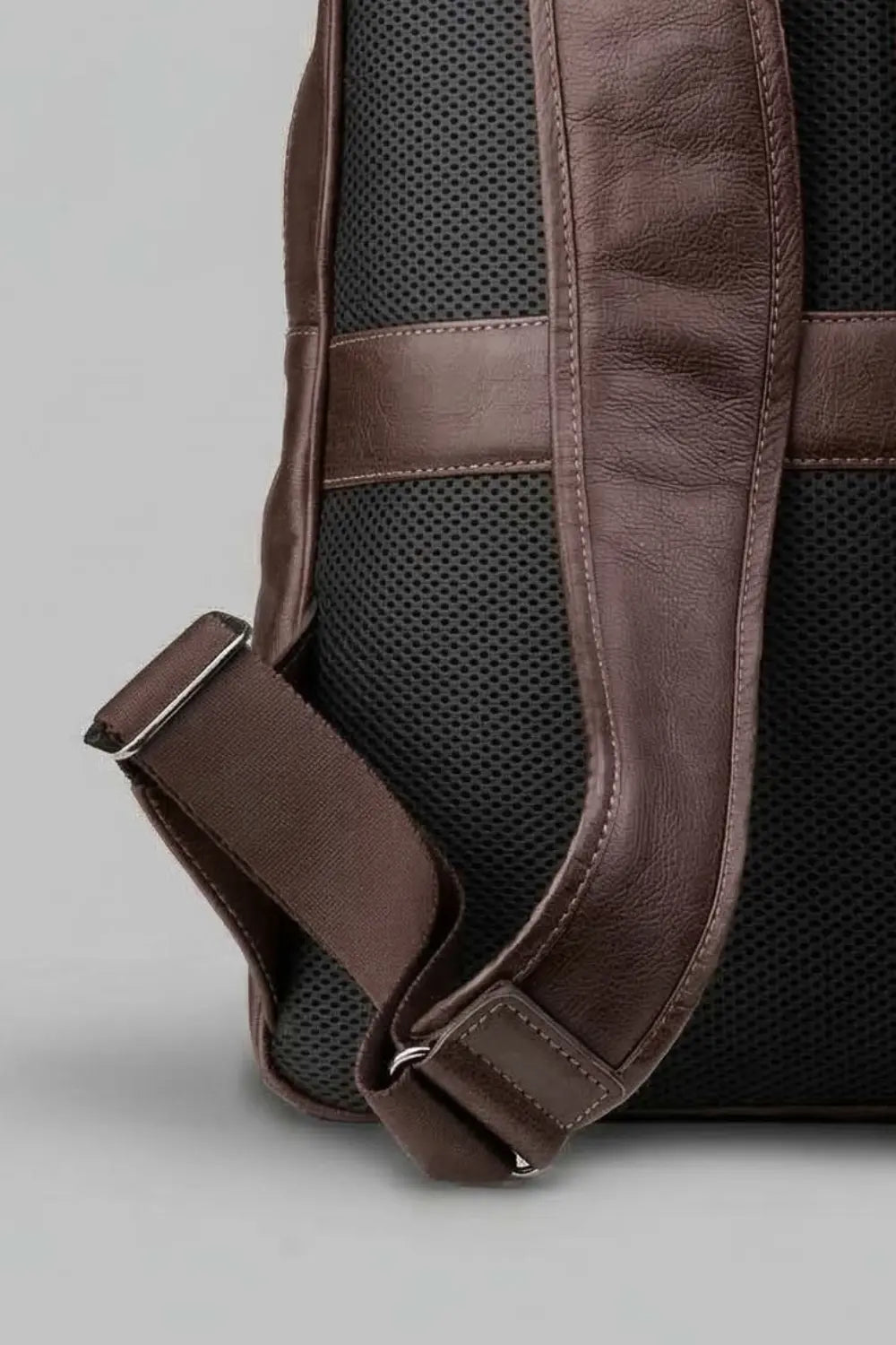 Mochila Lior de Couro Marrom