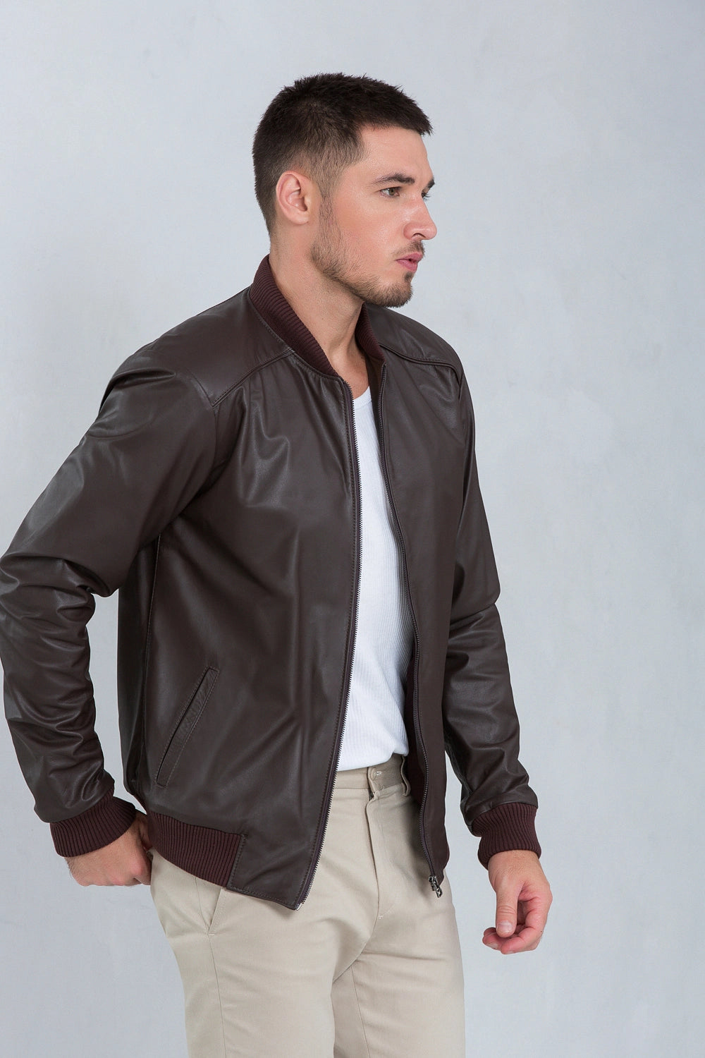 Jaqueta de couro bovino masculina, modelo Elian Bomber — imagem 3, Magon Concepth