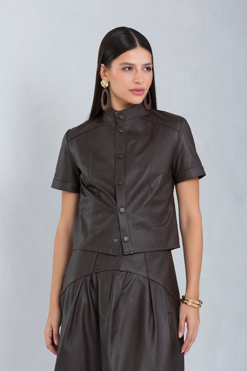 Camisa Mya Cropped de Couro Bovino Dark